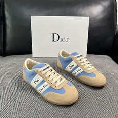 Dior 顶级工艺品 迪奥 专柜同步 原厂配置,意大利进口原版牛皮面料,透气舒适进口水染牛里垫,鞋底:原厂特供原版底超 Dior 顶级工艺品 迪奥 专柜同步 原厂配置,意大利进口原版牛皮面料,透气舒适进口水染牛里垫,鞋底:原厂特供原版底超