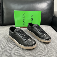 BOTTEGA VENETA 顶级代购 葆蝶家 专柜同步,鞋面意大利进口编织牛皮面料,透气牛皮内里舒适,鞋底:原厂 BOTTEGA VENETA 顶级代购 葆蝶家 专柜同步,鞋面意大利进口编织牛皮面料,透气牛皮内里舒适,鞋底:原厂