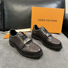 Lv 高品质 顶级代购 路易威登 皮鞋专柜同步,鞋面意大利进口,进口水染牛皮内里,鞋底:原厂特供原版底,原厂跟单货 Lv 高品质 顶级代购 路易威登 皮鞋专柜同步,鞋面意大利进口,进口水染牛皮内里,鞋底:原厂特供原版底,原厂跟单货