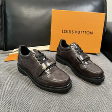 Lv 高品质 顶级代购 路易威登 皮鞋专柜同步,鞋面意大利进口,进口水染牛皮内里,鞋底:原厂特供原版底,原厂跟单货 Lv 高品质 顶级代购 路易威登 皮鞋专柜同步,鞋面意大利进口,进口水染牛皮内里,鞋底:原厂特供原版底,原厂跟单货