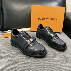Lv 高品质 顶级代购 路易威登 皮鞋专柜同步,鞋面意大利进口,进口水染牛皮内里,鞋底:原厂特供原版底,原厂跟单货 Lv 高品质 顶级代购 路易威登 皮鞋专柜同步,鞋面意大利进口,进口水染牛皮内里,鞋底:原厂特供原版底,原厂跟单货