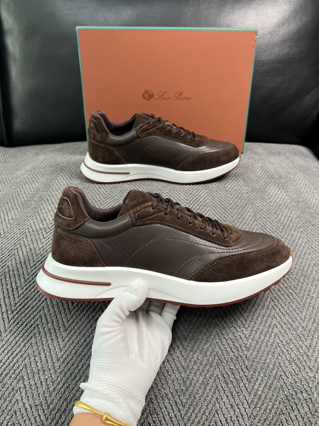 Loro Piana  高品质  顶级工艺品  诺悠翩雅  新品专柜同步原厂配置，鞋面意大利进口牛皮面料，高品质拼接工艺