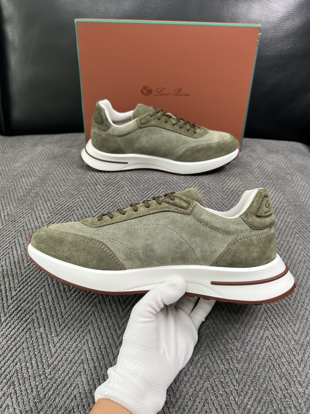 Loro Piana  高品质  顶级工艺品  诺悠翩雅  新品专柜同步原厂配置，鞋面意大利进口牛皮面料，高品质拼接工艺