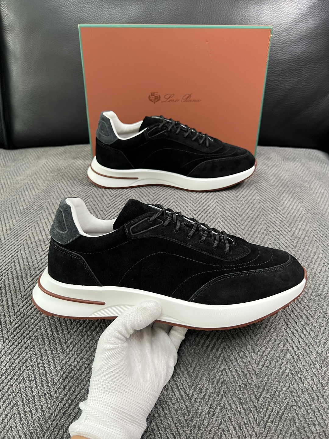 Loro Piana  高品质  顶级工艺品  诺悠翩雅  新品专柜同步原厂配置，鞋面意大利进口牛皮面料，高品质拼接工艺