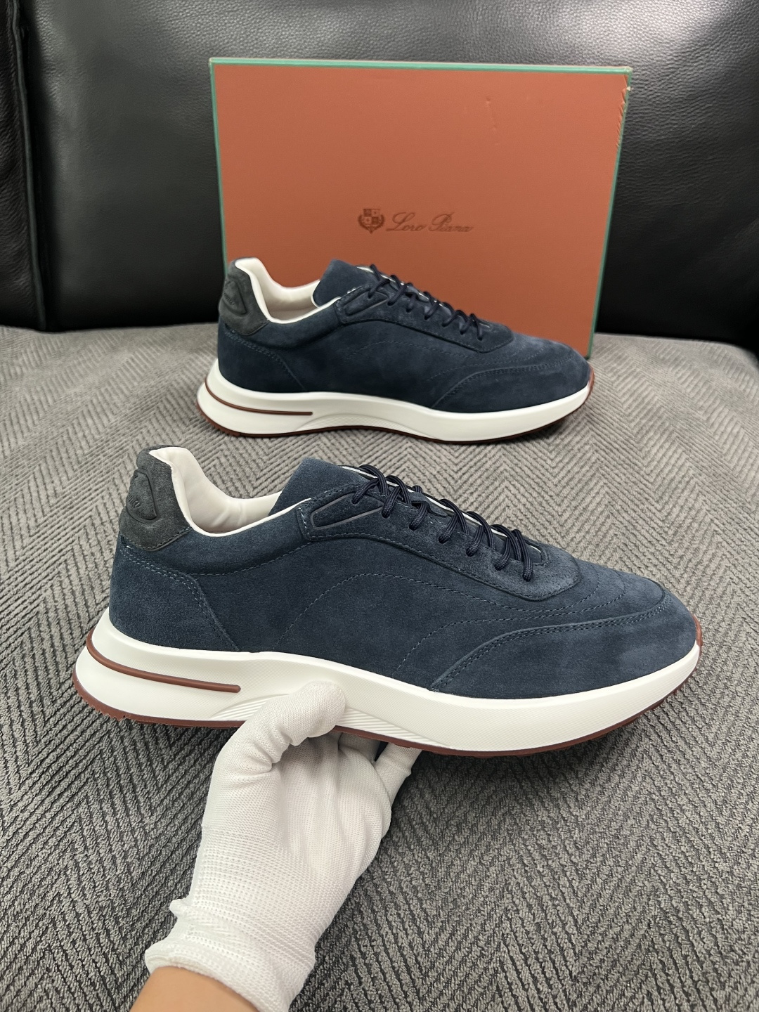 Loro Piana  高品质  顶级工艺品  诺悠翩雅  新品专柜同步原厂配置，鞋面意大利进口牛皮面料，高品质拼接工艺