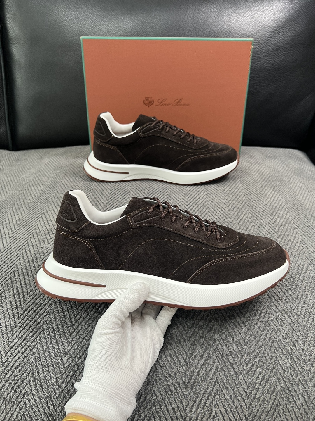 Loro Piana  高品质  顶级工艺品  诺悠翩雅  新品专柜同步原厂配置，鞋面意大利进口牛皮面料，高品质拼接工艺