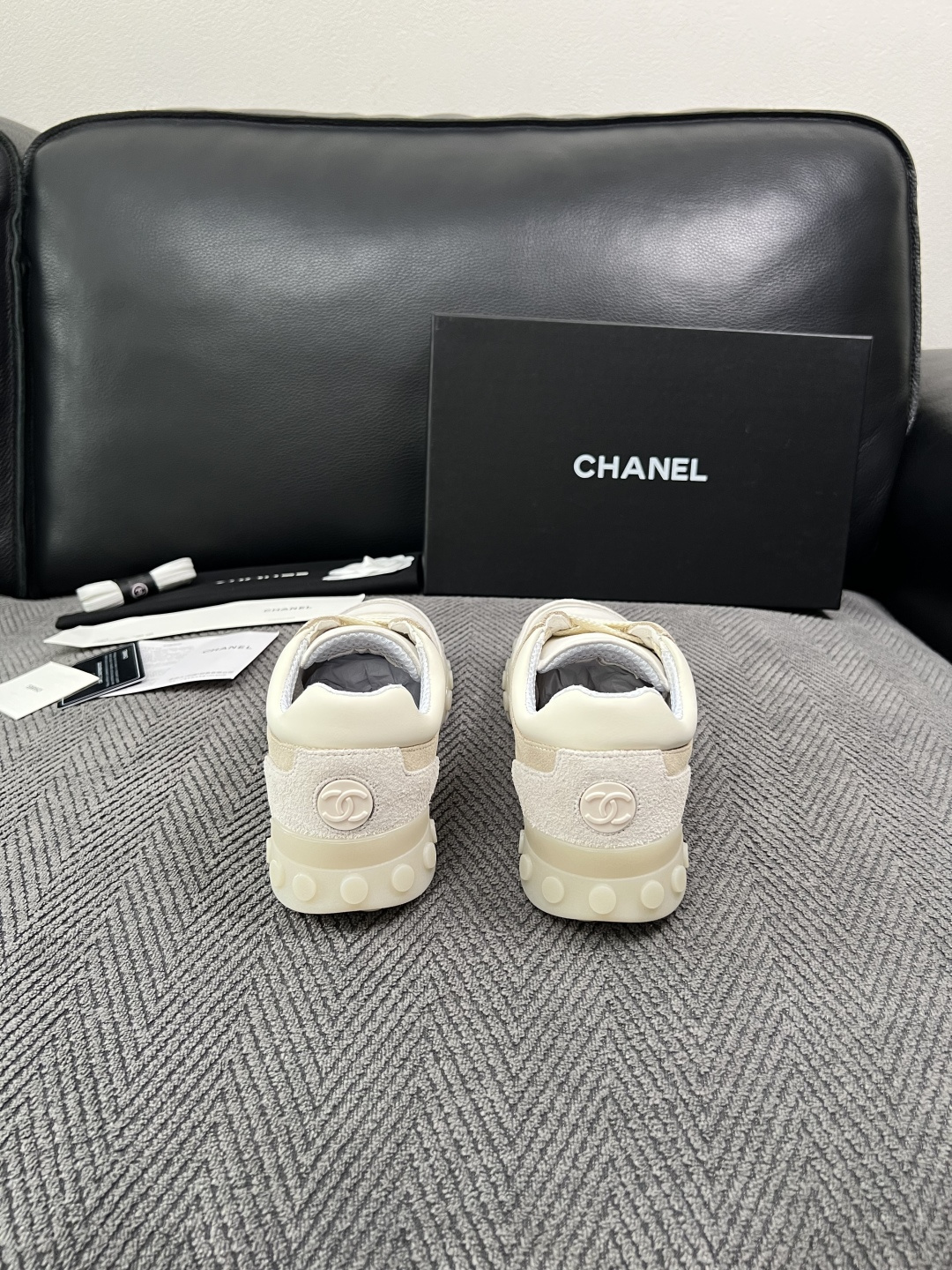 CHANEI  高品质  顶级工艺品  香奈儿  专柜新款原厂配置，意大利进口牛皮搭配印花布面料，进口牛皮内里垫，透气舒