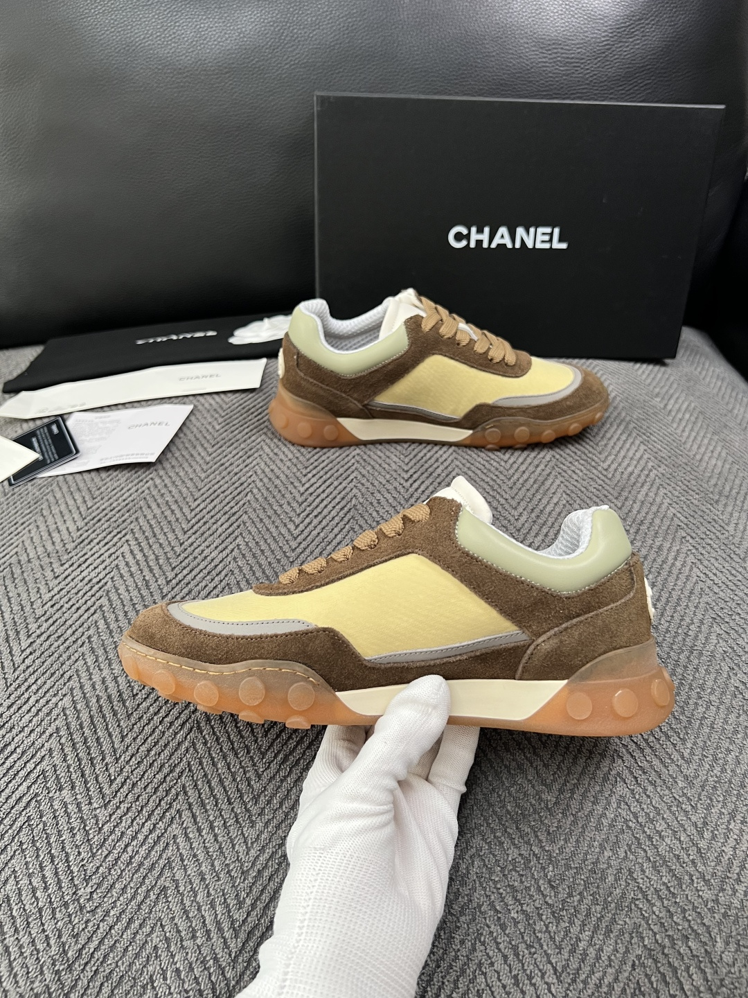 CHANEI  高品质  顶级工艺品  香奈儿  专柜新款原厂配置，意大利进口牛皮搭配印花布面料，进口牛皮内里垫，透气舒