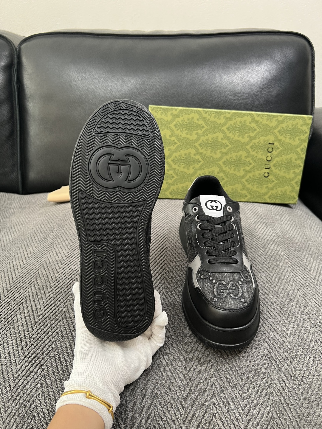 Gucci  高品质  顶级工艺品  古奇  专柜新款原厂配置，意大利进口牛皮搭配印花布面料，进口牛皮内里垫，透气舒适，