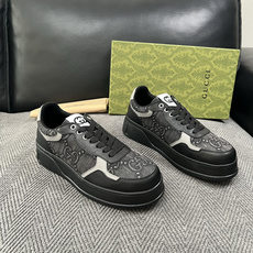 Gucci 高品质 顶级工艺品 古奇 专柜新款原厂配置,意大利进口牛皮搭配印花布面料,进口牛皮内里垫,透气舒适, Gucci 高品质 顶级工艺品 古奇 专柜新款原厂配置,意大利进口牛皮搭配印花布面料,进口牛皮内里垫,透气舒适,