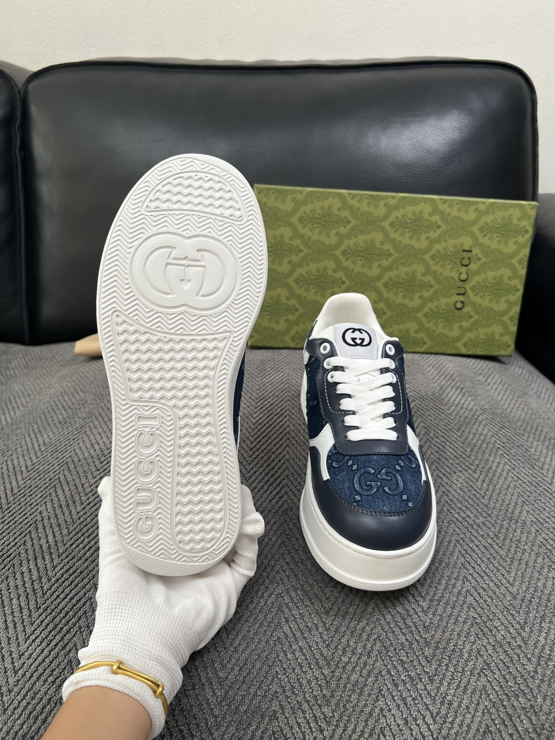 Gucci  高品质  顶级工艺品  古奇  专柜新款原厂配置，意大利进口牛皮搭配印花布面料，进口牛皮内里垫，透气舒适，