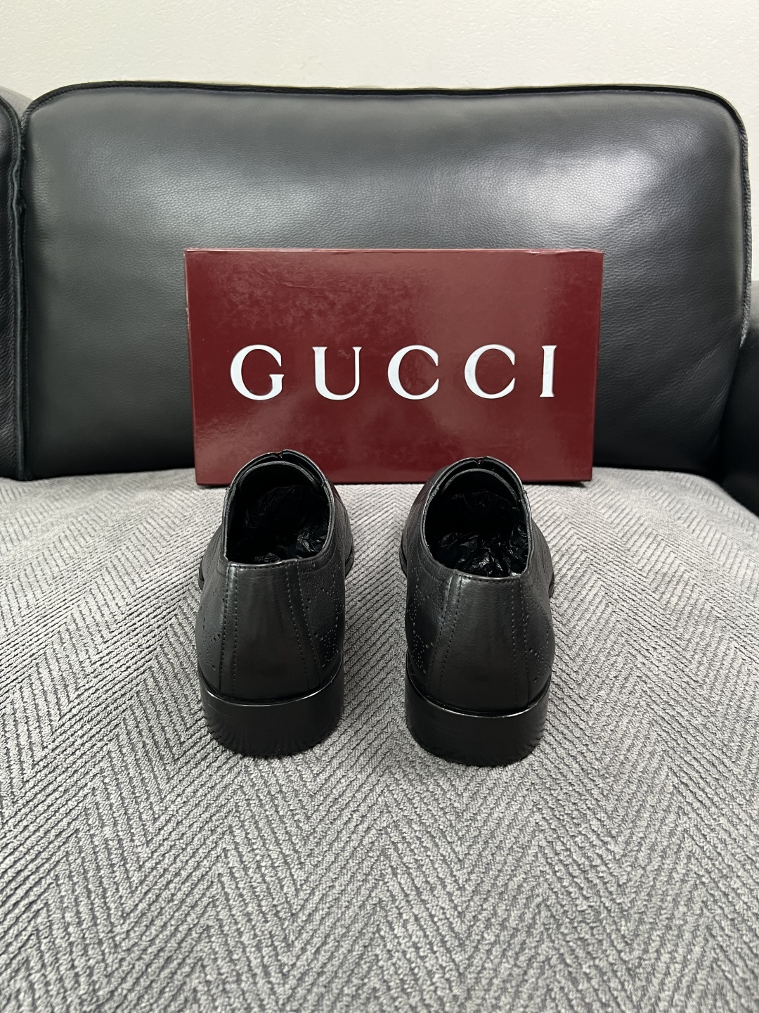 Gucci 高品质  顶级工艺品  古奇  皮高帮专柜新款原厂配置，意大利进口牛皮面料，进口牛皮内里垫，透气舒适，鞋底：