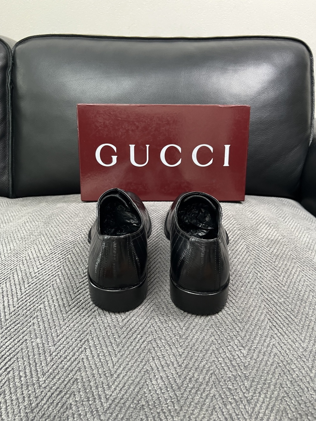 Gucci 高品质  顶级工艺品  古奇  皮高帮专柜新款原厂配置，意大利进口牛皮面料，进口牛皮内里垫，透气舒适，鞋底：