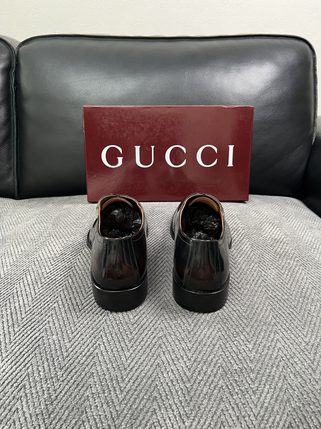 Gucci 高品质  顶级工艺品  古奇  皮高帮专柜新款原厂配置，意大利进口牛皮面料，进口牛皮内里垫，透气舒适，鞋底：