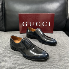 Gucci 高品质 顶级工艺品 古奇 皮高帮专柜新款原厂配置,意大利进口牛皮面料,进口牛皮内里垫,透气舒适,鞋底: Gucci 高品质 顶级工艺品 古奇 皮高帮专柜新款原厂配置,意大利进口牛皮面料,进口牛皮内里垫,透气舒适,鞋底: