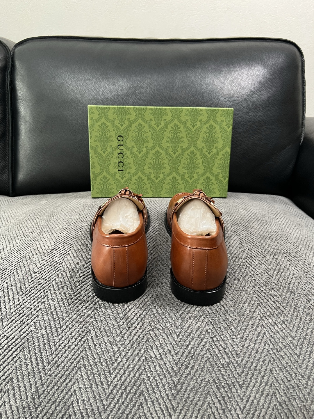 Gucci  高品质  顶级工艺品  古奇  皮鞋系列专柜同步 原厂配置，意大利进口原版牛皮，进口水染牛里 ，鞋底：原厂
