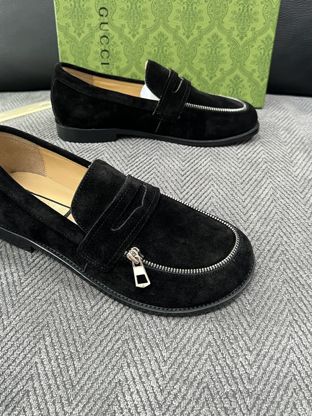 Gucci  高品质  顶级工艺品  古奇  皮鞋系列专柜同步 原厂配置，意大利进口原版牛皮，进口水染牛里 ，鞋底：原厂