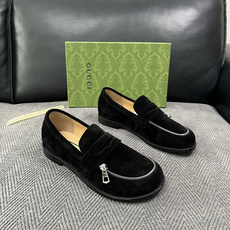 Gucci 高品质 顶级工艺品 古奇 皮鞋系列专柜同步 原厂配置,意大利进口原版牛皮,进口水染牛里 ,鞋底:原厂 Gucci 高品质 顶级工艺品 古奇 皮鞋系列专柜同步 原厂配置,意大利进口原版牛皮,进口水染牛里 ,鞋底:原厂