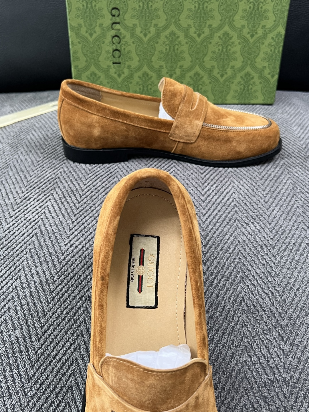 Gucci  高品质  顶级工艺品  古奇  皮鞋系列专柜同步 原厂配置，意大利进口原版牛皮，进口水染牛里 ，鞋底：原厂