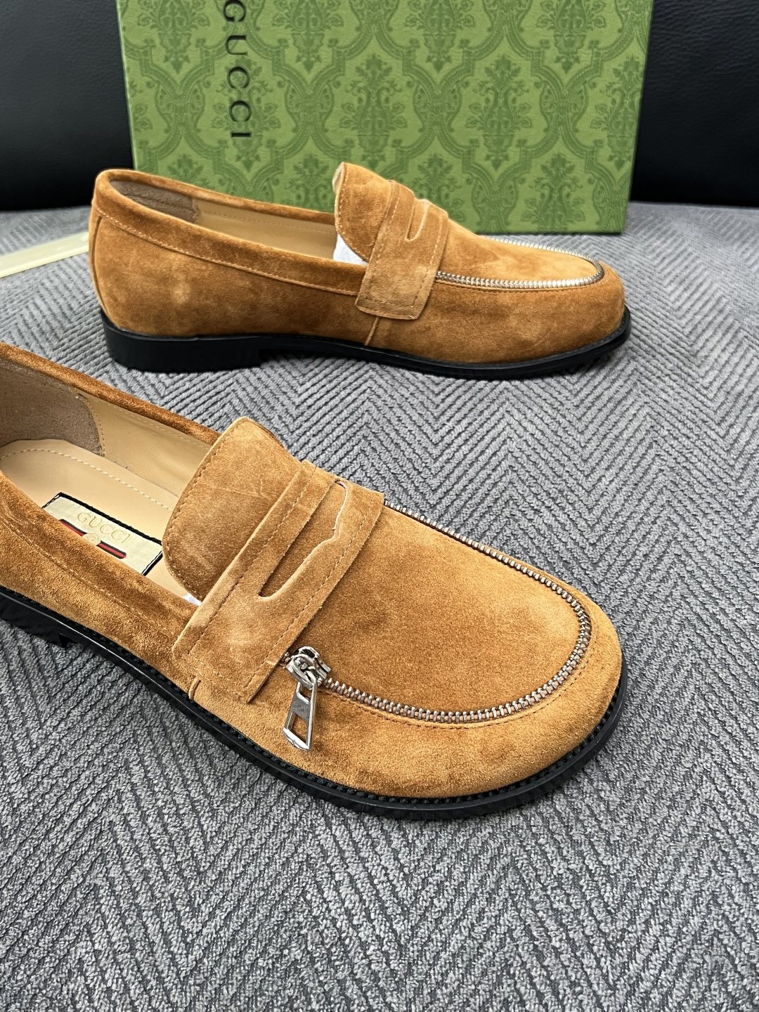 Gucci  高品质  顶级工艺品  古奇  皮鞋系列专柜同步 原厂配置，意大利进口原版牛皮，进口水染牛里 ，鞋底：原厂