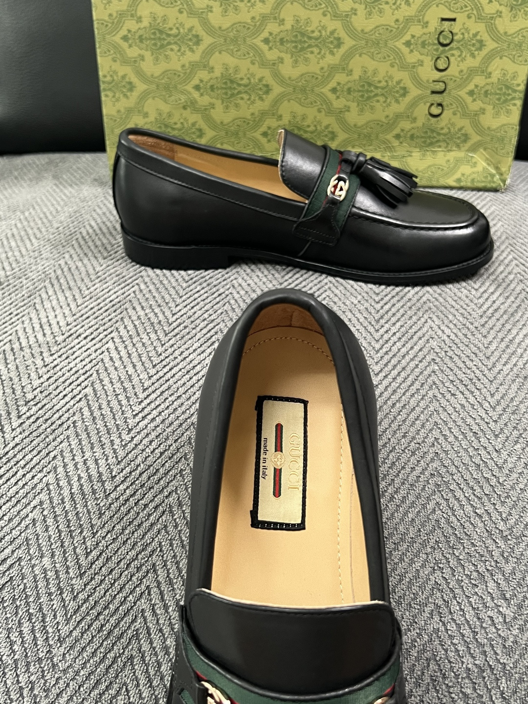 Gucci  高品质  顶级工艺品  古奇  皮鞋系列专柜同步 原厂配置，意大利进口原版牛皮，进口水染牛里 ，鞋底：原厂