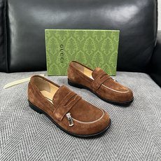 Gucci 高品质 顶级工艺品 古奇 皮鞋系列专柜同步 原厂配置,意大利进口原版牛皮,进口水染牛里 ,鞋底:原厂 Gucci 高品质 顶级工艺品 古奇 皮鞋系列专柜同步 原厂配置,意大利进口原版牛皮,进口水染牛里 ,鞋底:原厂