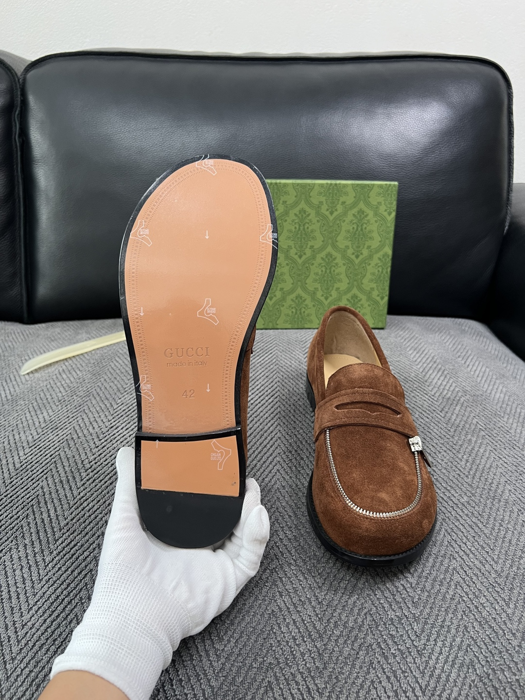 Gucci  高品质  顶级工艺品  古奇  皮鞋系列专柜同步 原厂配置，意大利进口原版牛皮，进口水染牛里 ，鞋底：原厂