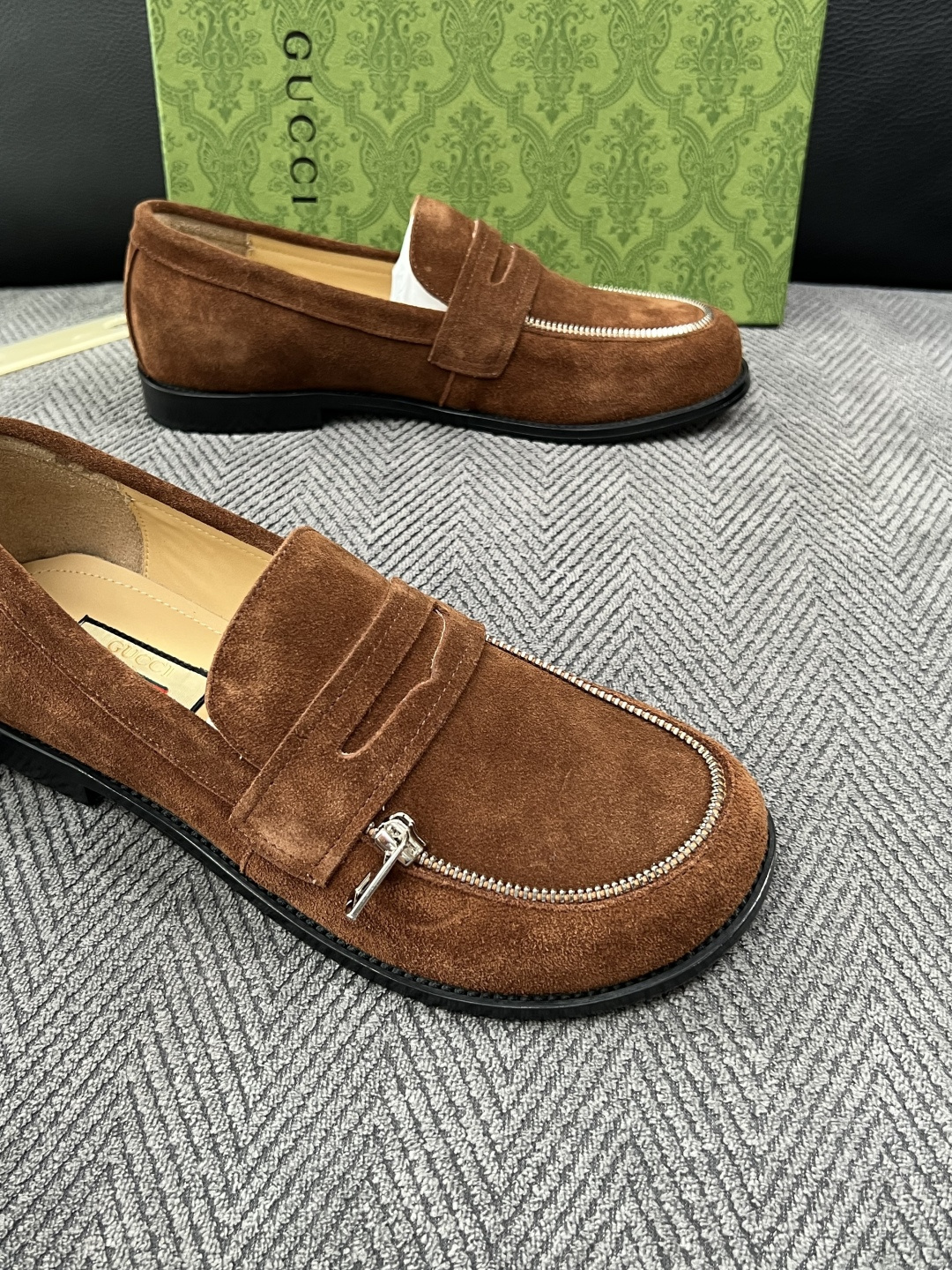 Gucci  高品质  顶级工艺品  古奇  皮鞋系列专柜同步 原厂配置，意大利进口原版牛皮，进口水染牛里 ，鞋底：原厂