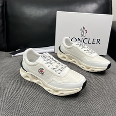 MONCLER 高品质 顶级工艺品 蒙口 新品专柜新款,原厂配置意大利进口牛皮搭配面料,高品质复杂拼接工艺,进口 MONCLER 高品质 顶级工艺品 蒙口 新品专柜新款,原厂配置意大利进口牛皮搭配面料,高品质复杂拼接工艺,进口