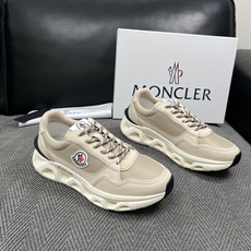 MONCLER 高品质 顶级工艺品 蒙口 新品专柜新款,原厂配置意大利进口牛皮搭配面料,高品质复杂拼接工艺,进口 MONCLER 高品质 顶级工艺品 蒙口 新品专柜新款,原厂配置意大利进口牛皮搭配面料,高品质复杂拼接工艺,进口