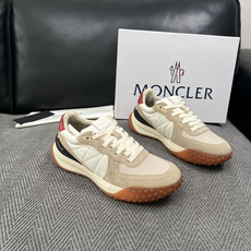 MONCLER 高品质 顶级工艺品 蒙口 新品专柜新款,原厂配置意大利进口牛皮搭配面料,高品质复杂拼接工艺,进口 MONCLER 高品质 顶级工艺品 蒙口 新品专柜新款,原厂配置意大利进口牛皮搭配面料,高品质复杂拼接工艺,进口