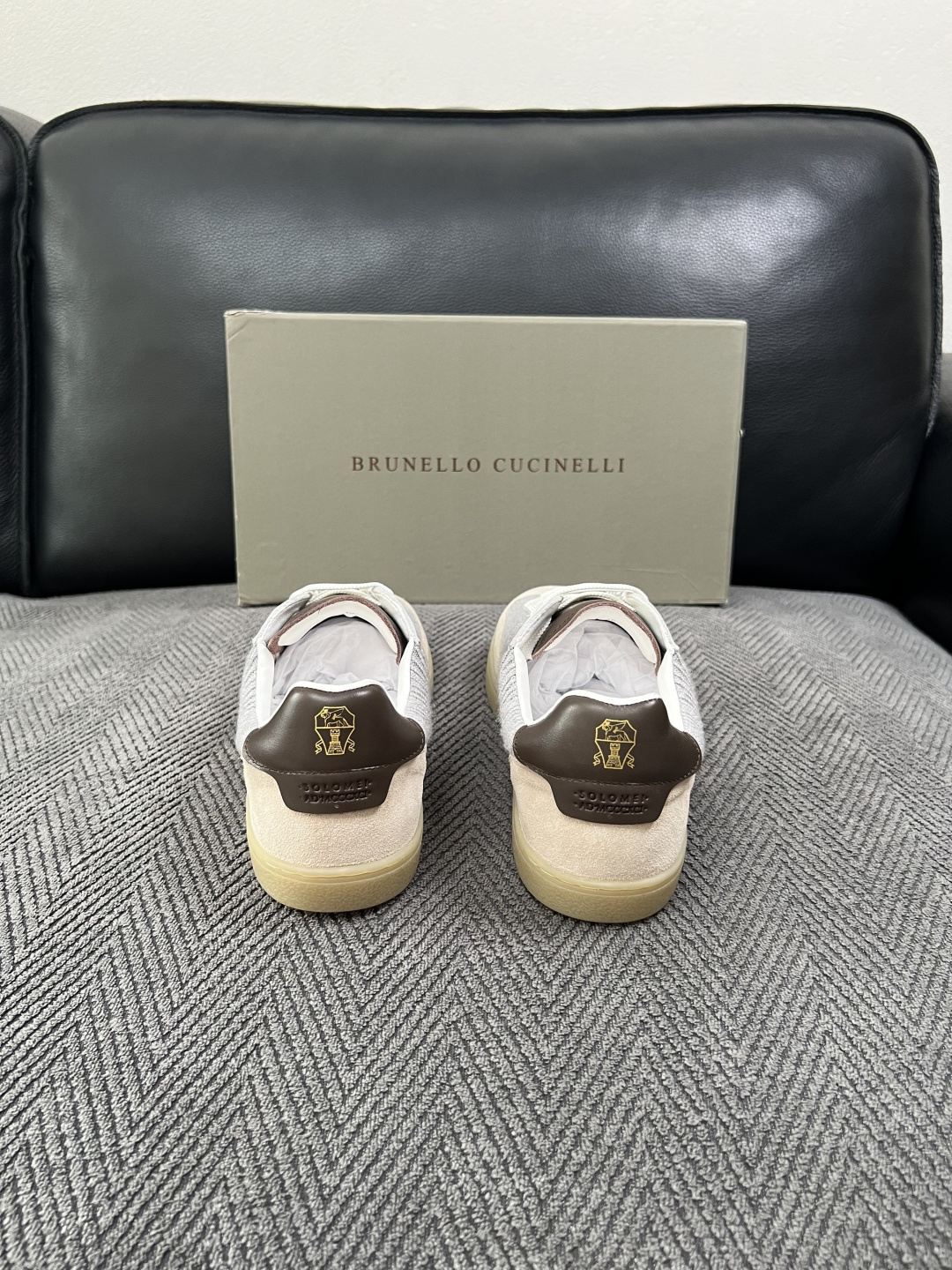 Brunello Cucinelli  高品质 顶级工艺品  BC  专柜同步原厂配置，意大利进口牛皮面料牛内里垫，高品