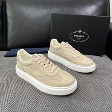 Prada 高品质 顶级工艺品,普拉达 专柜同步,原厂配置意大利进口牛皮拼布面料,进口牛皮内里垫,透气舒适,鞋底:原 Prada 高品质 顶级工艺品,普拉达 专柜同步,原厂配置意大利进口牛皮拼布面料,进口牛皮内里垫,透气舒适,鞋底:原