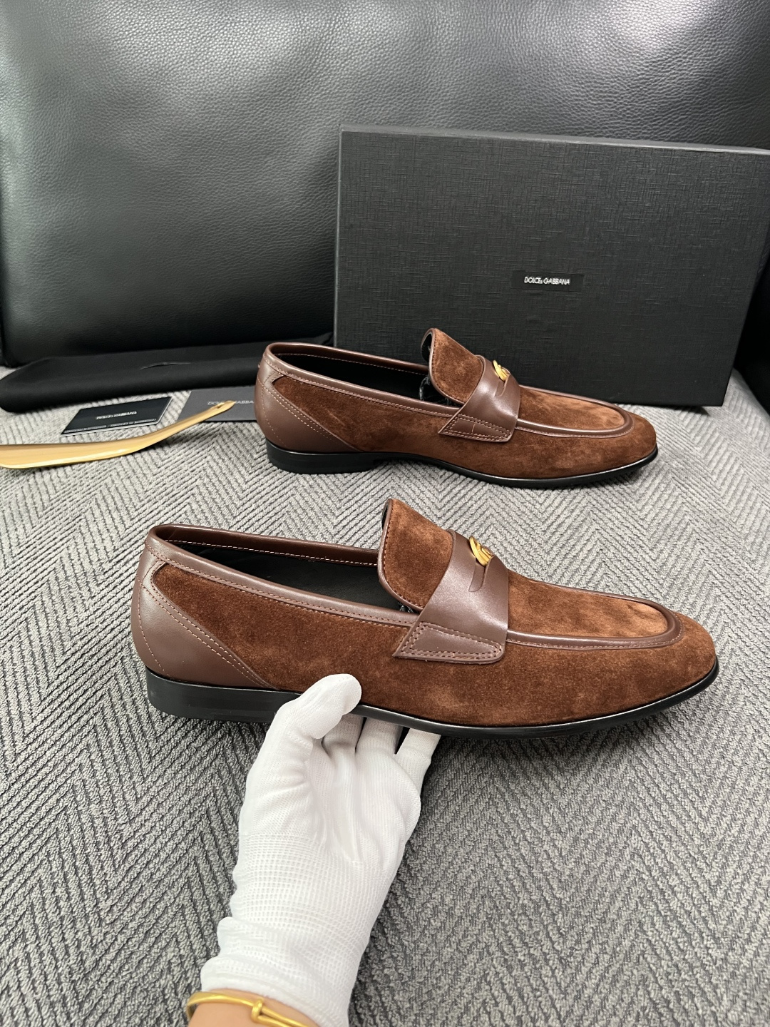 Dolce & Gabbana   高品质  顶级工艺品  杜嘉班纳  爆款皮鞋专柜新品同步，鞋面意大利进口牛皮面料，高