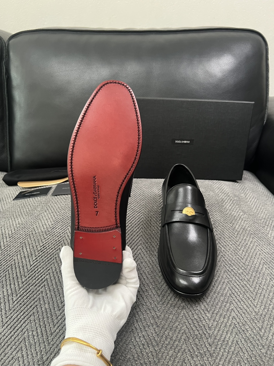 Dolce & Gabbana   高品质  顶级工艺品  杜嘉班纳  爆款皮鞋专柜新品同步，鞋面意大利进口牛皮面料，高