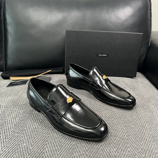 Dolce & Gabbana 高品质 顶级工艺品 杜嘉班纳 爆款皮鞋专柜新品同步,鞋面意大利进口牛皮面料,高 Dolce & Gabbana 高品质 顶级工艺品 杜嘉班纳 爆款皮鞋专柜新品同步,鞋面意大利进口牛皮面料,高