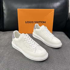 Lv 高品质 顶级工艺品 路易威登,运动板鞋专柜同步,鞋面意大利进口,高品质拼接缤纷色彩复杂工艺品,进口牛皮里垫柔 Lv 高品质 顶级工艺品 路易威登,运动板鞋专柜同步,鞋面意大利进口,高品质拼接缤纷色彩复杂工艺品,进口牛皮里垫柔
