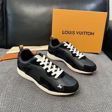 Lv 高品质 顶级工艺品 路易威登,运动板鞋专柜同步,鞋面意大利进口,高品质拼接缤纷色彩复杂工艺品,进口牛皮里垫柔 Lv 高品质 顶级工艺品 路易威登,运动板鞋专柜同步,鞋面意大利进口,高品质拼接缤纷色彩复杂工艺品,进口牛皮里垫柔