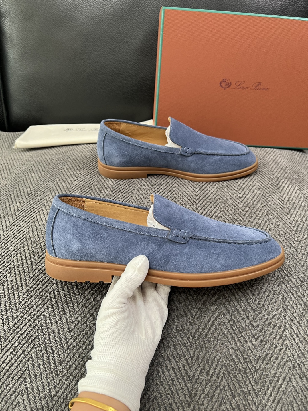 Loro Piana  高品质  顶级工艺品  诺悠翩雅  新品专柜同步原厂配置，鞋面意大利进口牛皮面料，高品质拼接工艺