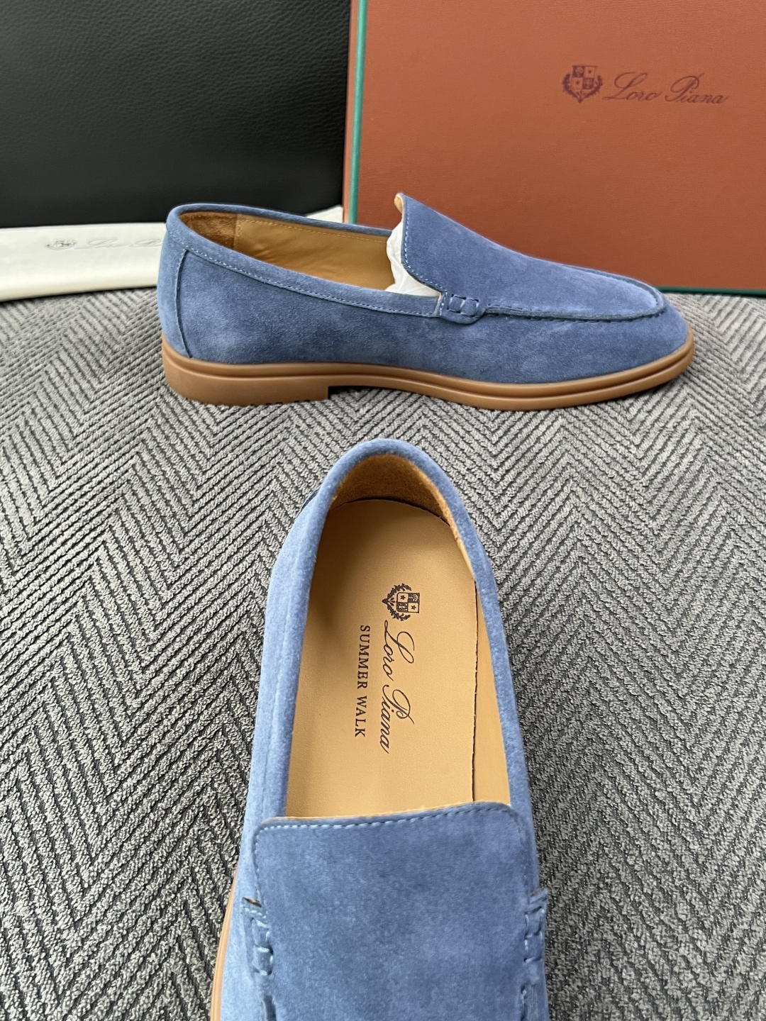 Loro Piana  高品质  顶级工艺品  诺悠翩雅  新品专柜同步原厂配置，鞋面意大利进口牛皮面料，高品质拼接工艺