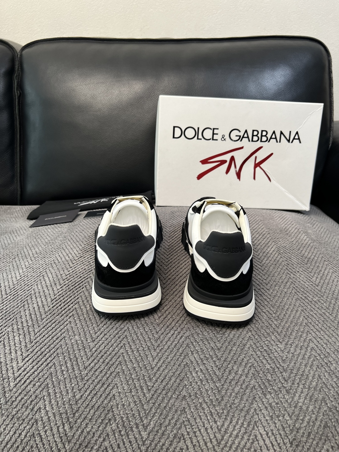 Dolce & Gabbana   高品质  顶级工艺品  杜嘉班纳 爆款专柜新品同步，鞋面意大利进口牛皮面料，高品质复