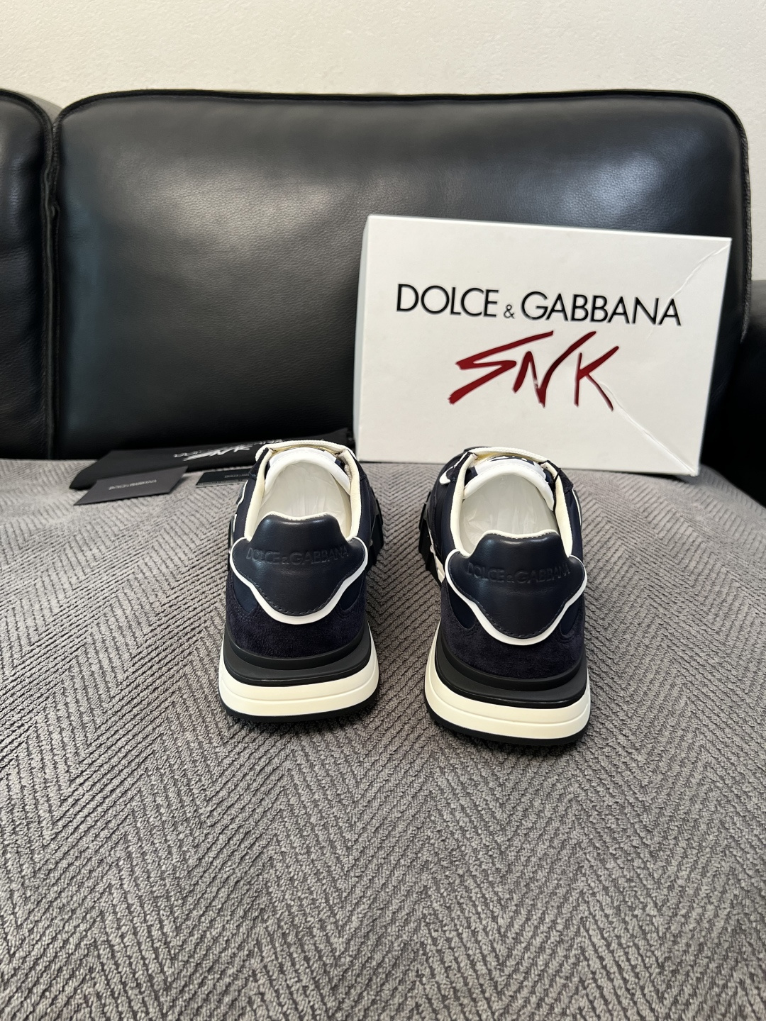 Dolce & Gabbana   高品质  顶级工艺品  杜嘉班纳 爆款专柜新品同步，鞋面意大利进口牛皮面料，高品质复
