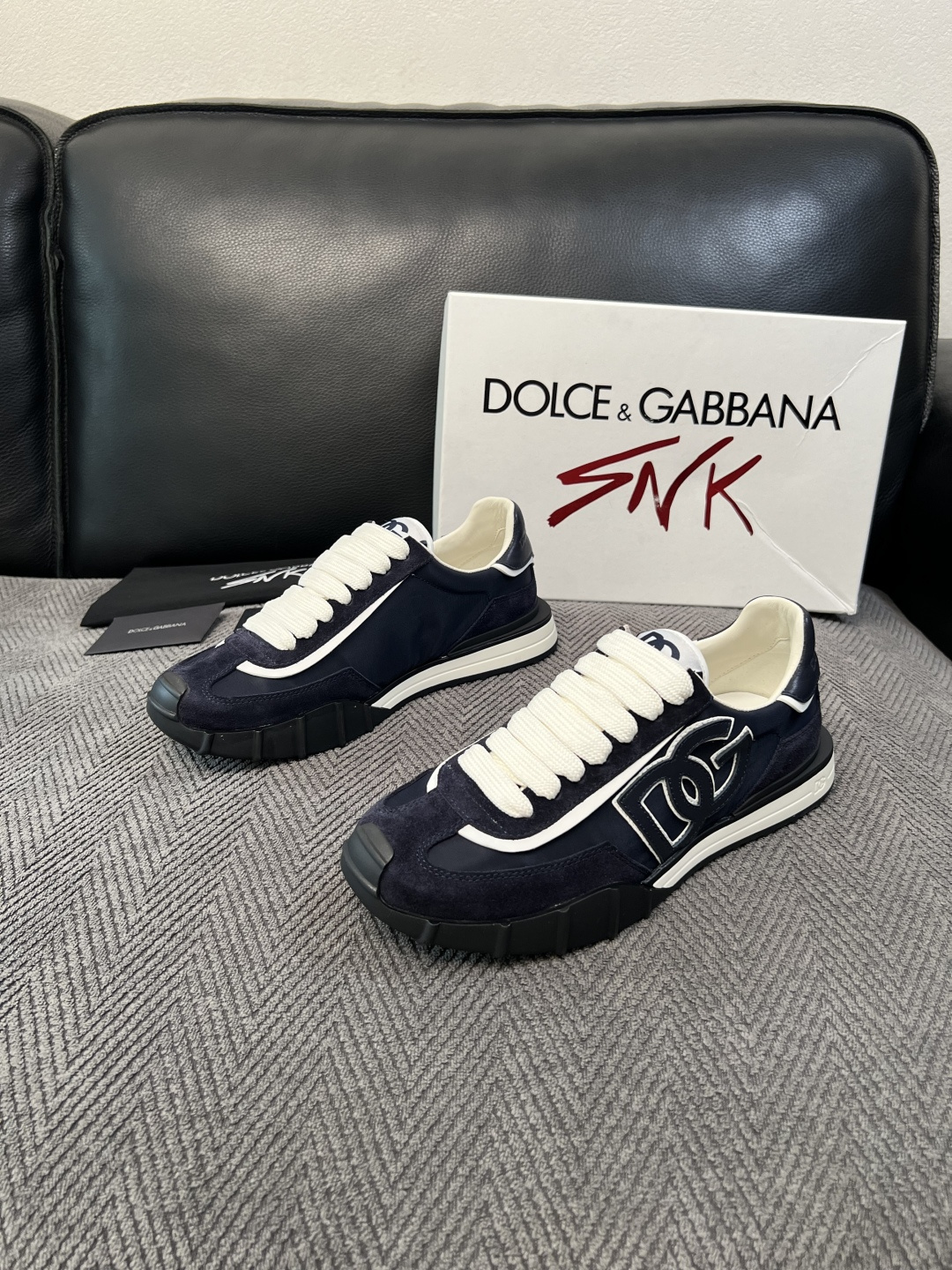 Dolce & Gabbana   高品质  顶级工艺品  杜嘉班纳 爆款专柜新品同步，鞋面意大利进口牛皮面料，高品质复