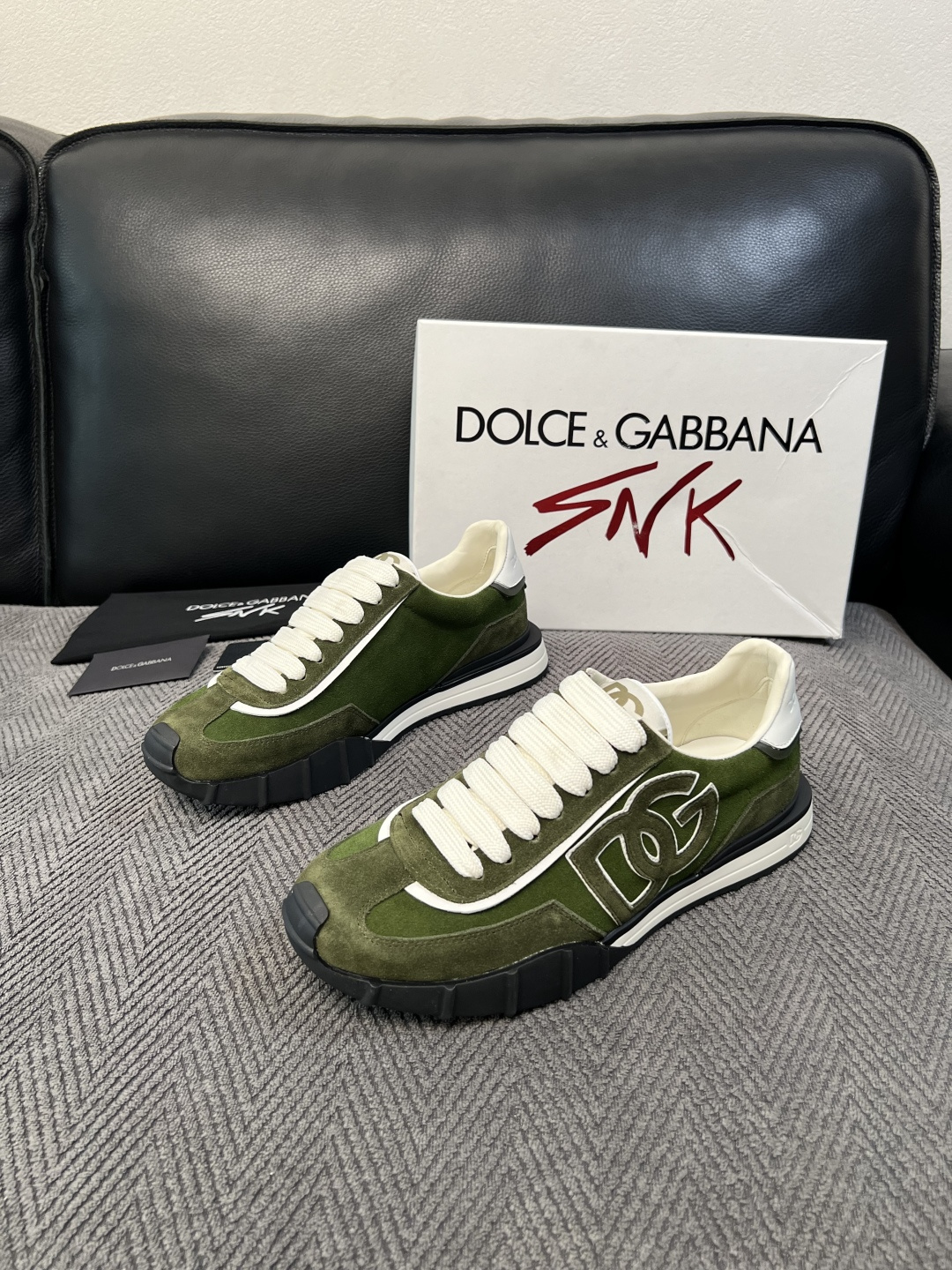 Dolce & Gabbana   高品质  顶级工艺品  杜嘉班纳 爆款专柜新品同步，鞋面意大利进口牛皮面料，高品质复