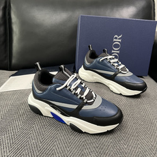 Dior 顶级工艺品 迪奥 专柜同步 原厂配置,意大利进口原版牛皮面料,透气舒适进口水染牛里垫,鞋底:原厂特供原版底超 Dior 顶级工艺品 迪奥 专柜同步 原厂配置,意大利进口原版牛皮面料,透气舒适进口水染牛里垫,鞋底:原厂特供原版底超