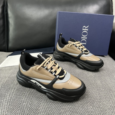 Dior 顶级工艺品 迪奥 专柜同步 原厂配置,意大利进口原版牛皮面料,透气舒适进口水染牛里垫,鞋底:原厂特供原版底超 Dior 顶级工艺品 迪奥 专柜同步 原厂配置,意大利进口原版牛皮面料,透气舒适进口水染牛里垫,鞋底:原厂特供原版底超