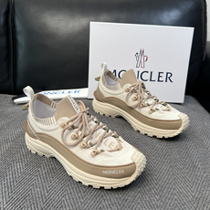 MONCLER 高品质 顶级工艺品 蒙口 新品专柜新款,原厂配置意大利进口牛皮搭配网布面料,高品质复杂拼接工艺,进口 MONCLER 高品质 顶级工艺品 蒙口 新品专柜新款,原厂配置意大利进口牛皮搭配网布面料,高品质复杂拼接工艺,进口