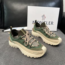 MONCLER 高品质 顶级工艺品 蒙口 新品专柜新款,原厂配置意大利进口牛皮搭配网布面料,高品质复杂拼接工艺,进口 MONCLER 高品质 顶级工艺品 蒙口 新品专柜新款,原厂配置意大利进口牛皮搭配网布面料,高品质复杂拼接工艺,进口