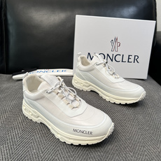 MONCLER 高品质 顶级工艺品 蒙口 新品专柜新款,原厂配置意大利进口牛皮搭配网布面料,高品质复杂拼接工艺,进口 MONCLER 高品质 顶级工艺品 蒙口 新品专柜新款,原厂配置意大利进口牛皮搭配网布面料,高品质复杂拼接工艺,进口