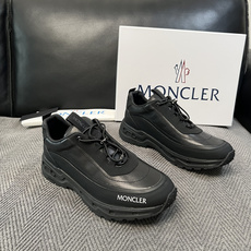 MONCLER 高品质 顶级工艺品 蒙口 新品专柜新款,原厂配置意大利进口牛皮搭配网布面料,高品质复杂拼接工艺,进口 MONCLER 高品质 顶级工艺品 蒙口 新品专柜新款,原厂配置意大利进口牛皮搭配网布面料,高品质复杂拼接工艺,进口